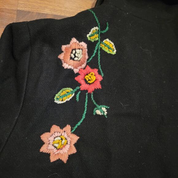 Vintage Fresh Groove Embroidered Floral 100% Wool Jacket Black Womens Petite XL - Picture 3 of 8